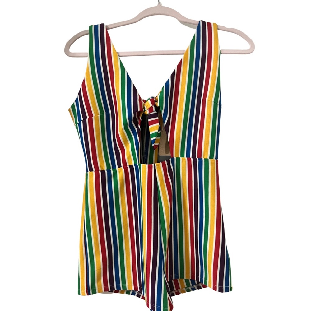 NEW FOREVER 21 rainbow stripes short rumper